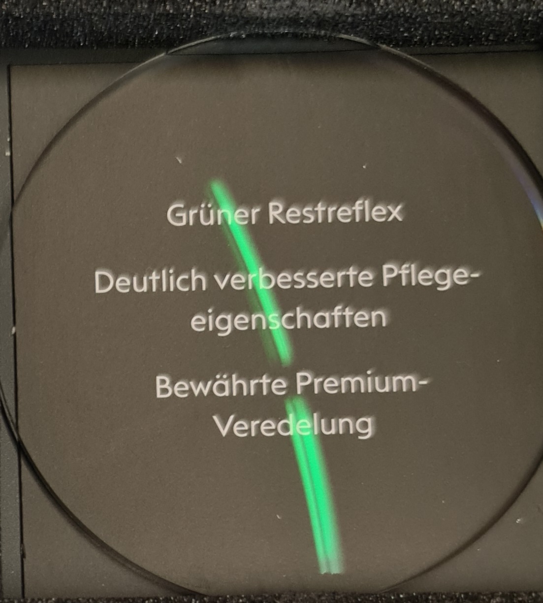 Kunststoff Einstärkengläser mit Hartschicht und Superentspiegelung Lotusschicht Index 1,5