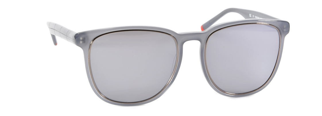 Makellos_7015_Ronin-01