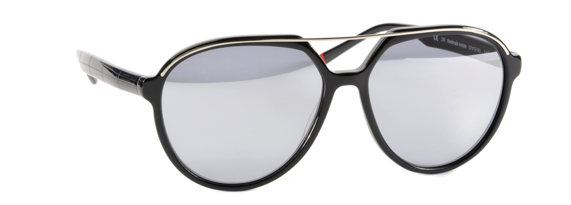 Makellos_7016_Ronin-01